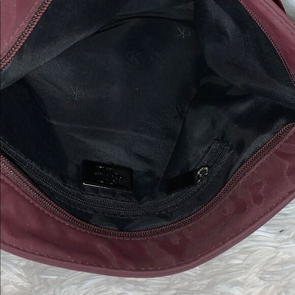 Calvin Klein Burgundy Crossbody - Picture 11 of 12